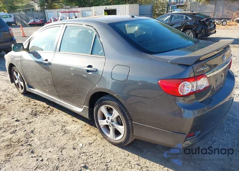 2012 Toyota Corolla S z USA, uszkodzony, nr VIN 2T1BU4EEXCC896133